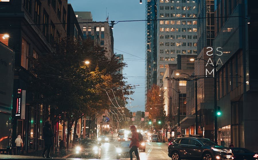 Urban route planning at night